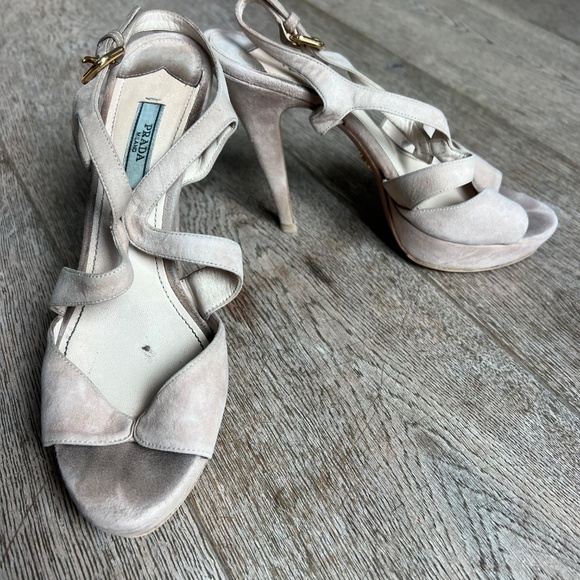 Prada heels 37.5 - Picture 3 of 5